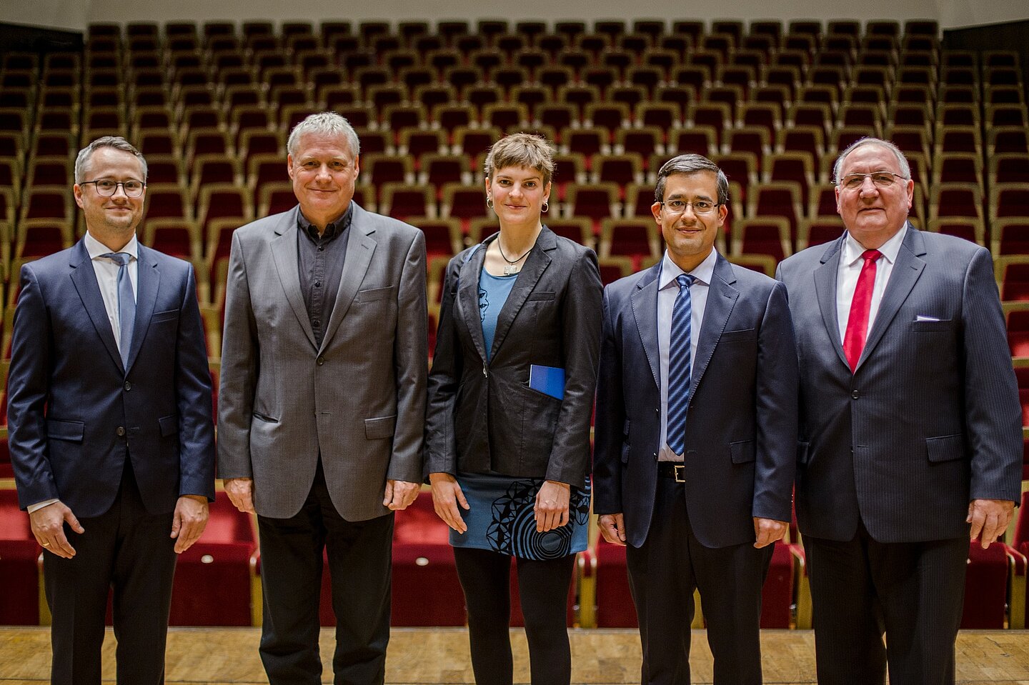 Die Preisträger 2018 (v.l.n.r.): Dr. Andreas Reinhold, Dr, Jürgen Loll, Cornelia Günther, Jamshid Moghimi, Winfried Pinninghoff. (Foto: Robert Weinhold/HTWK Leipzig) Die Preisträger 2018 (v.l.n.r.): Dr. Andreas Reinhold, Dr, Jürgen Loll, Cornelia Günther, Jamshid Moghimi, Winfried Pinninghoff. (Foto: Robert Weinhold/HTWK Leipzig)